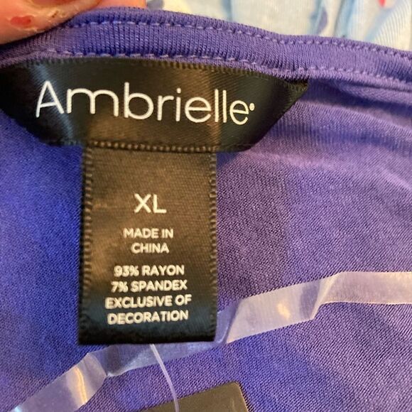 Ambrielle NWT purple stretch pj top w/ short flutter sleeve lace trim keeps cool - Picture 6 of 7